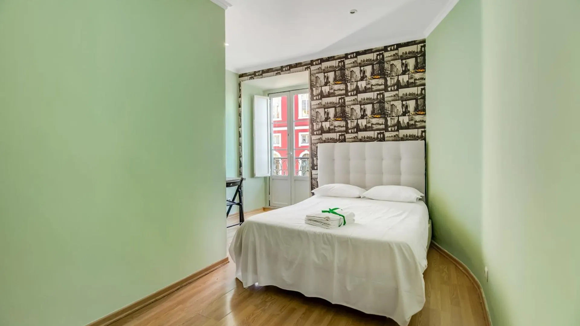 Spacious Apartment In Lisbon'S Historic Centre 65 M² Parking Portugal